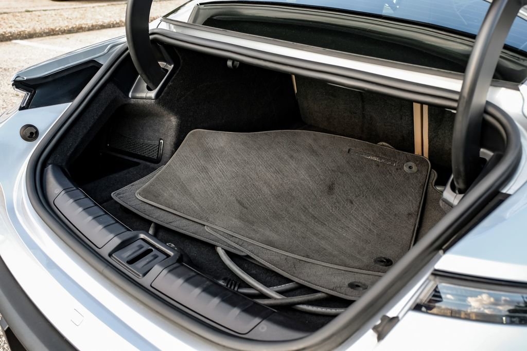 Used 2022 Porsche Taycan image 54