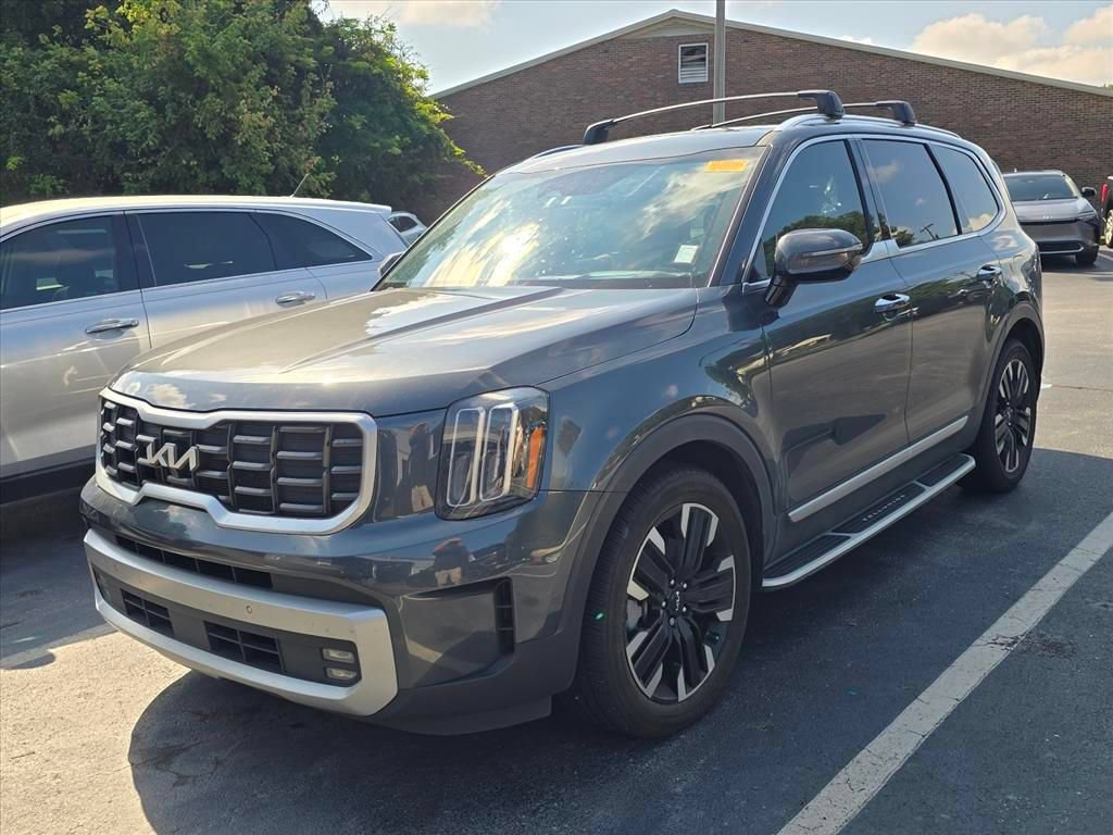 Used 2023 Kia Telluride SX Prestige AWD/4WD image 3