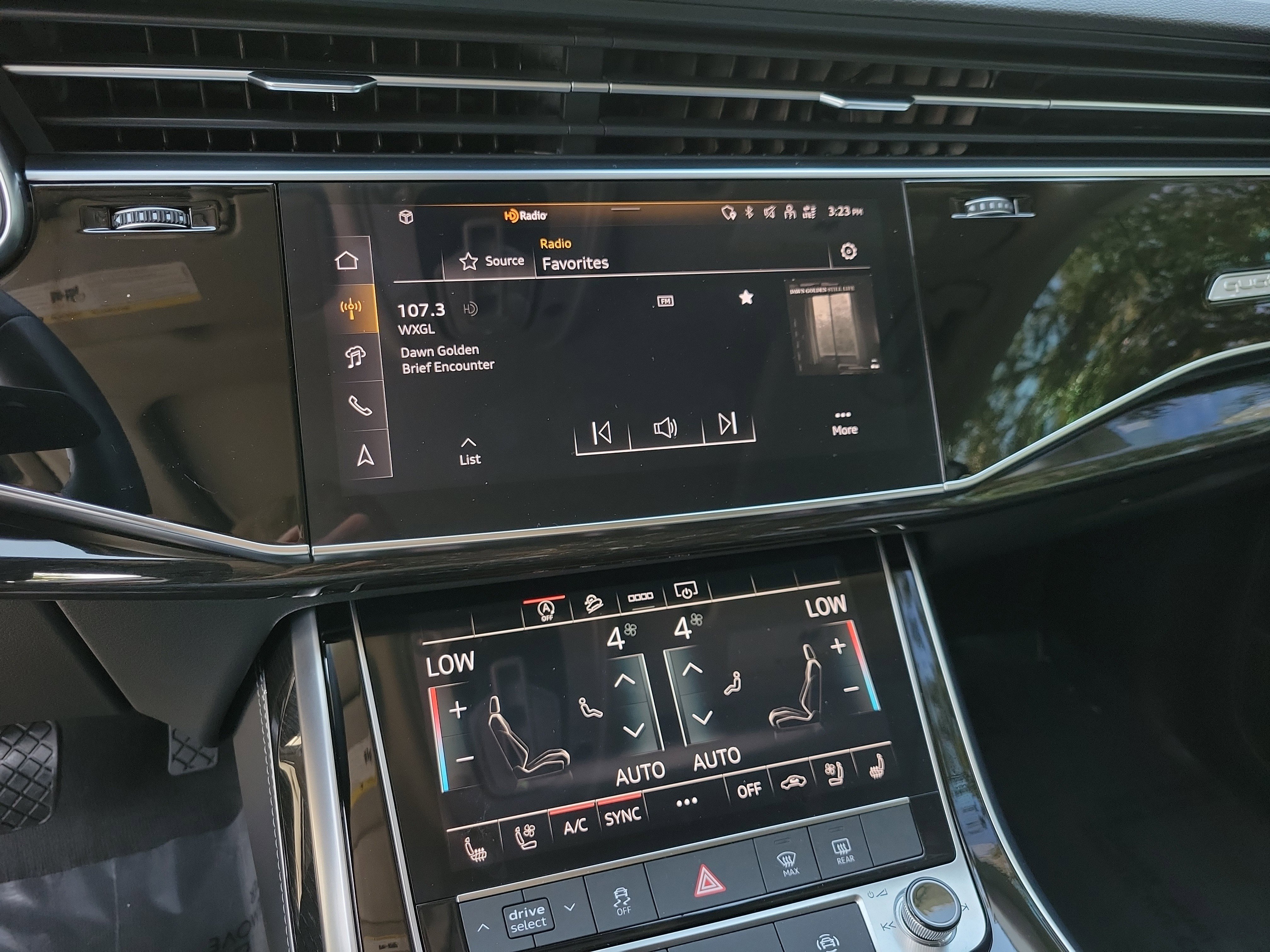 Certified 2025 Audi Q8 Premium Plus image 21