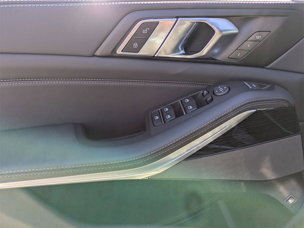 New 2026 BMW X5 xDrive50e w/ M Sport Package image 10