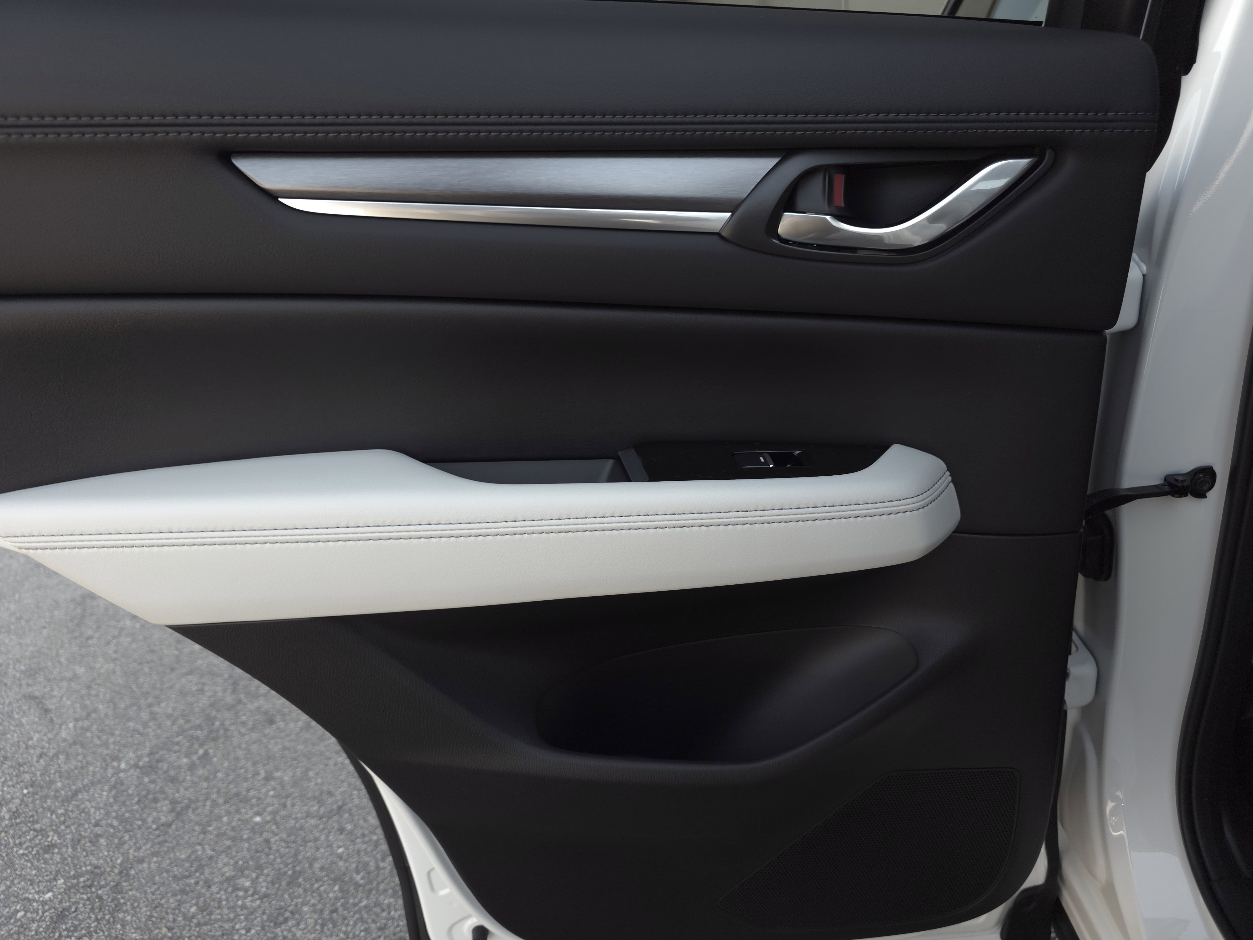 New 2025 MAZDA CX-5 AWD 2.5 S w/ Premium Plus Pkg image 32