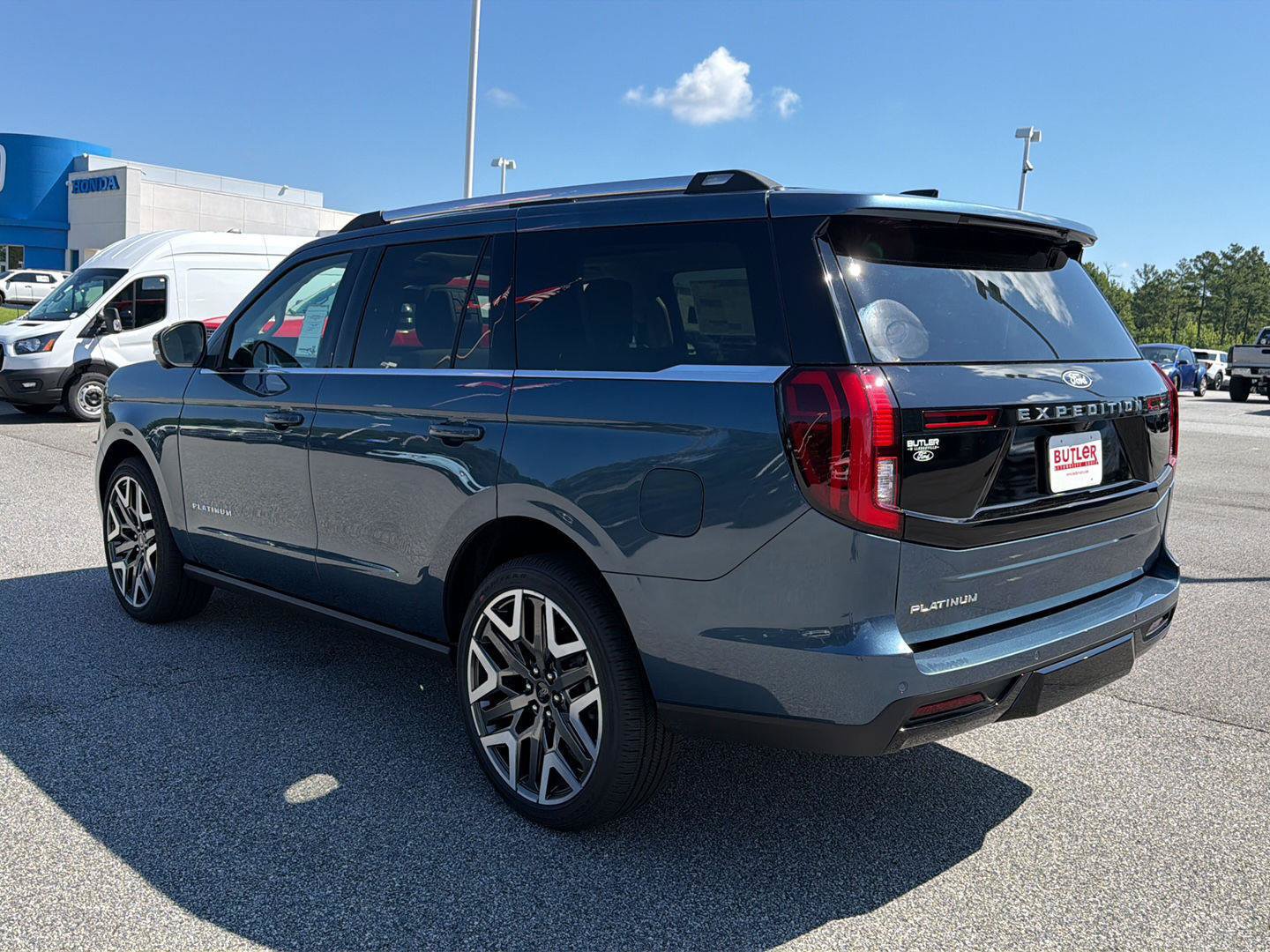 New 2027 Ford Expedition Platinum w/ Platinum Ultimate Package AWD/4WD image 5