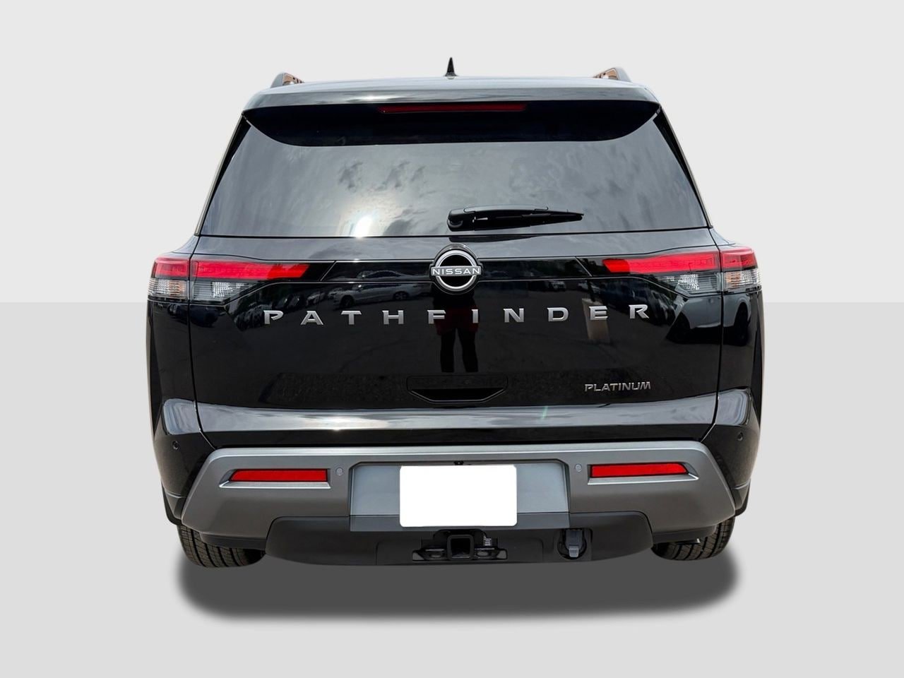 New 2026 Nissan Pathfinder Platinum w/ Cargo Package FWD image 4