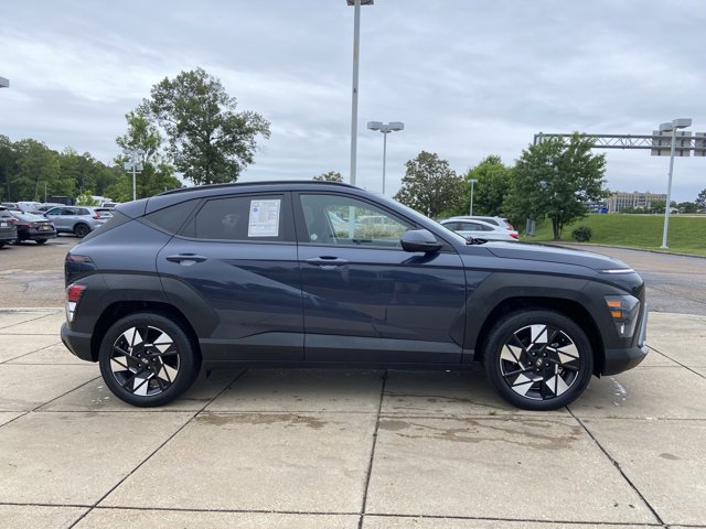 Used 2025 Hyundai Kona SEL FWD image 13