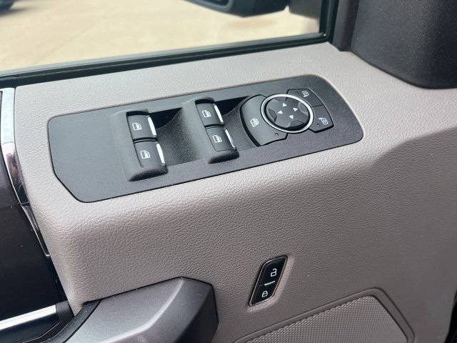 Used 2019 Ford F150 XLT w/ Equipment Group 302A Luxury image 14