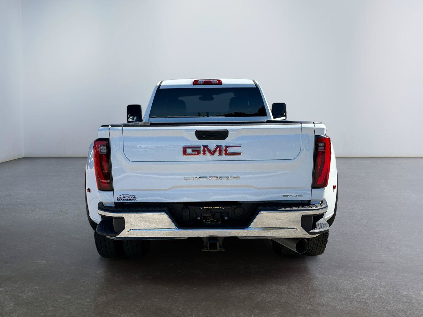 Used 2024 GMC Sierra 3500 SLE w/ SLE Convenience Package AWD/4WD image 4