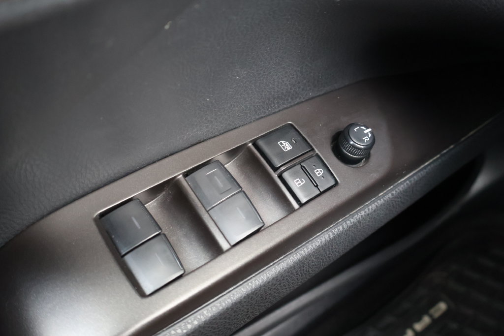 Used 2024 Toyota Camry SE FWD image 35