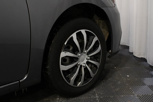 Used 2019 Nissan Sentra S image 24