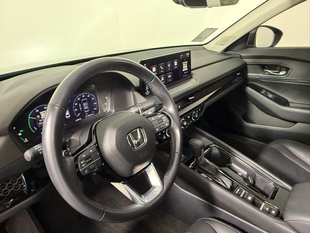 Used 2023 Honda Accord Touring image 16