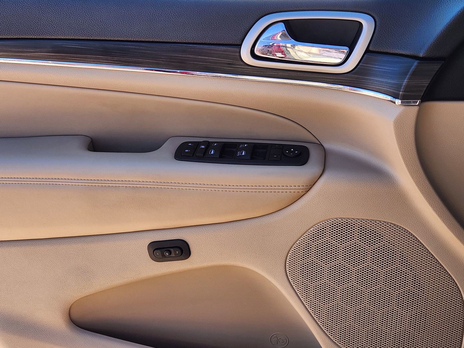 Used 2020 Jeep Grand Cherokee Limited image 26