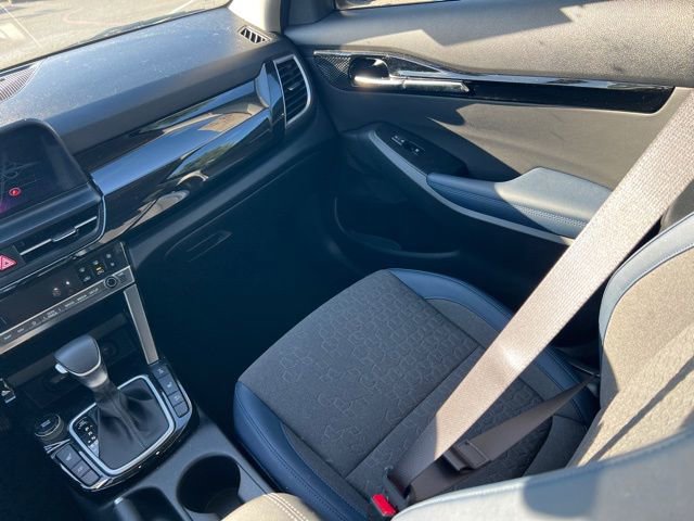Certified 2024 Kia Seltos S image 11