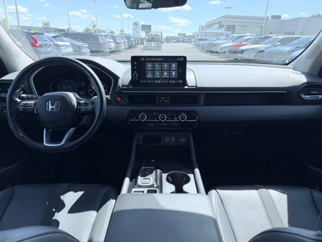 Used 2025 Honda Pilot EX-L image 29