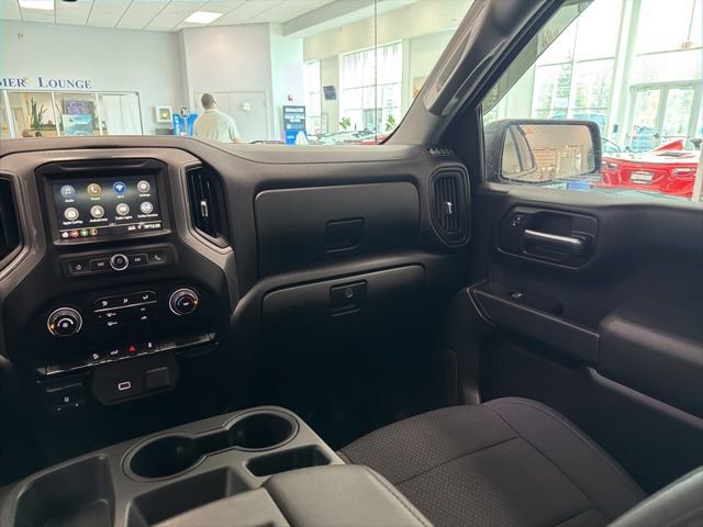 Used 2019 Chevrolet Silverado 1500 Custom Trail Boss w/ Custom Convenience Package AWD/4WD image 23