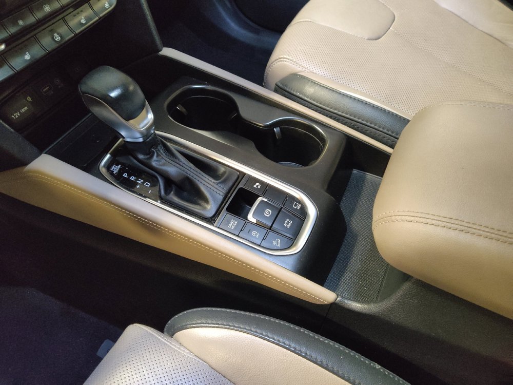 Used 2020 Hyundai Santa Fe Limited AWD/4WD image 26
