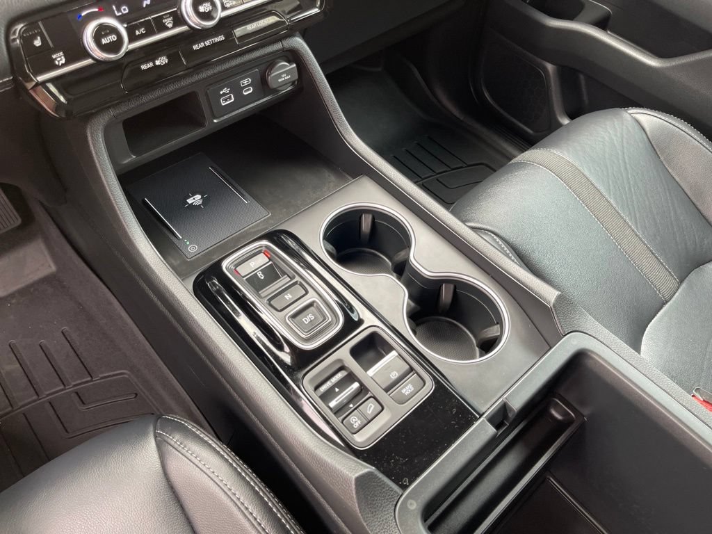 Certified 2024 Honda Pilot Touring image 19