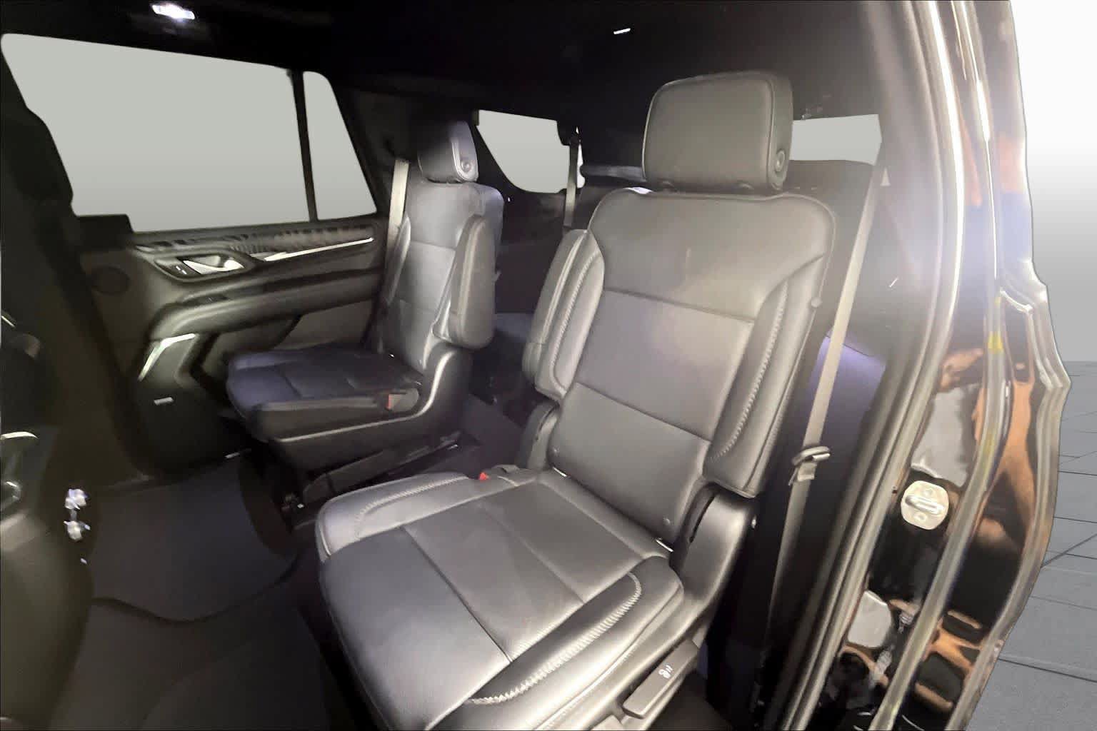 Used 2022 GMC Yukon Denali AWD/4WD image 17
