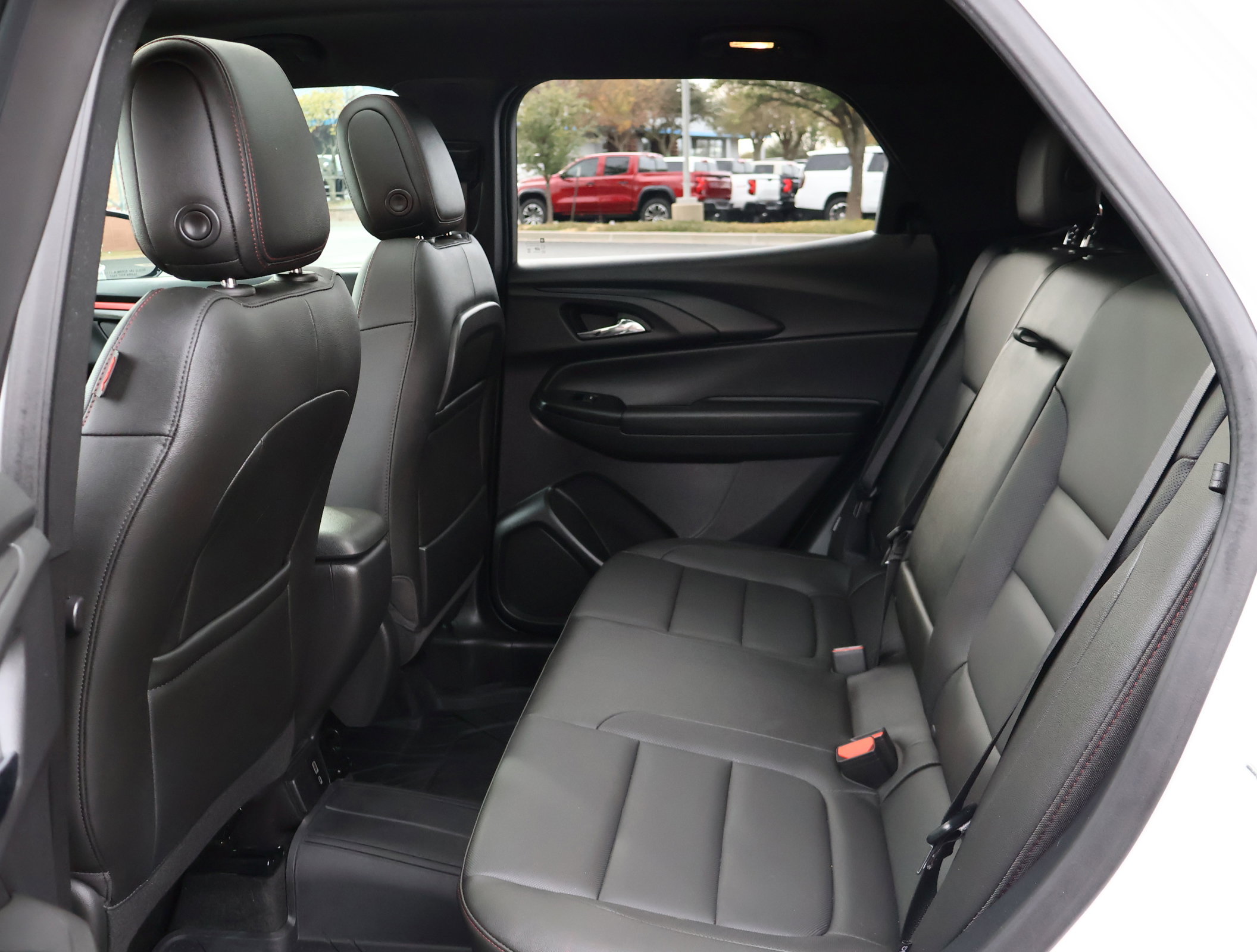 Certified 2025 Chevrolet TrailBlazer RS w/ Convenience Package image 23