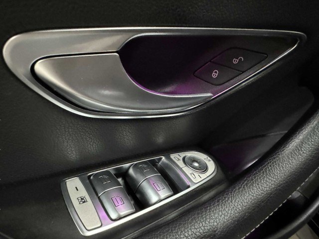 Used 2017 Mercedes-Benz E 400 4MATIC Wagon image 27