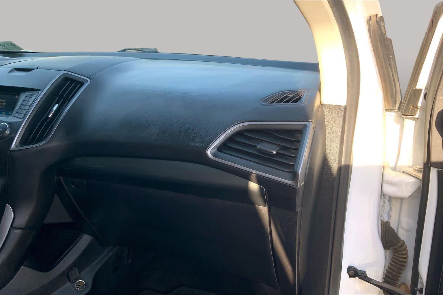 Used 2016 Ford Edge SE FWD image 19