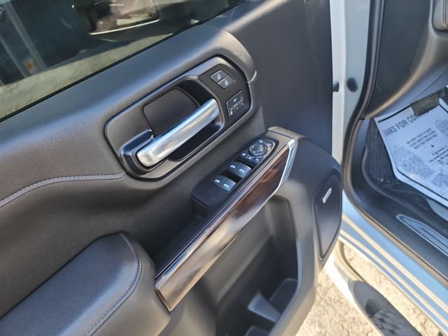 Used 2021 GMC Sierra 2500 SLT w/ SLT Preferred Package AWD/4WD image 11