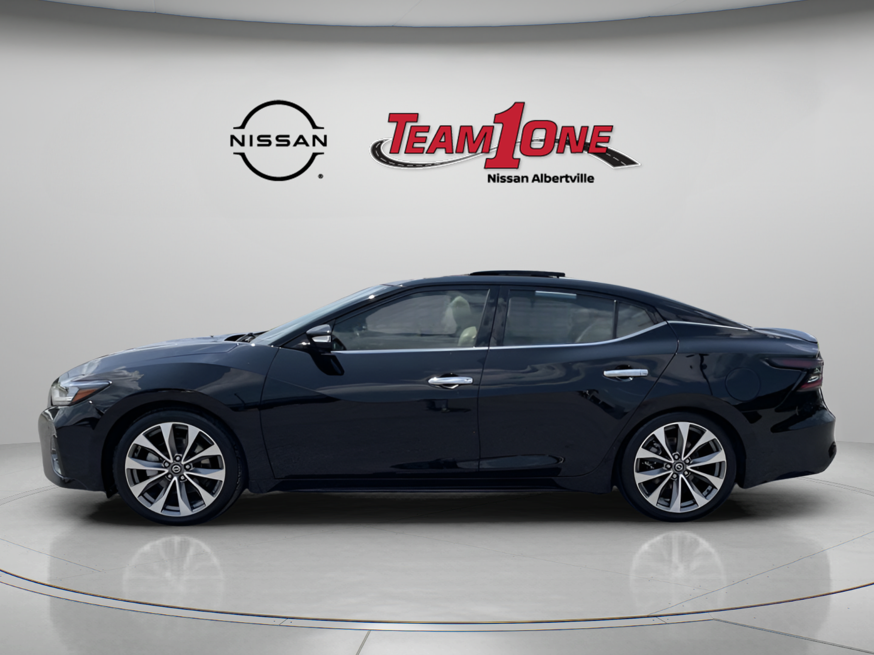 Used 2021 Nissan Maxima Platinum w/ Sport Mat Group FWD image 5