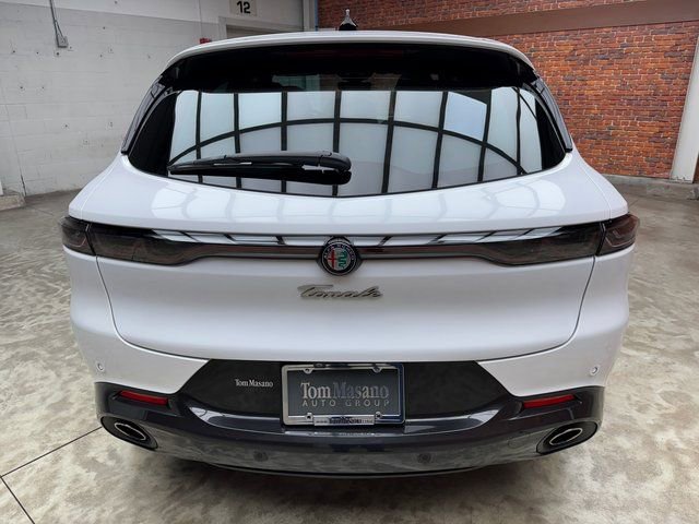 Used 2024 Alfa Romeo Tonale Veloce image 4