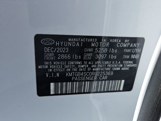 Used 2024 Genesis G80 2.5T image 16