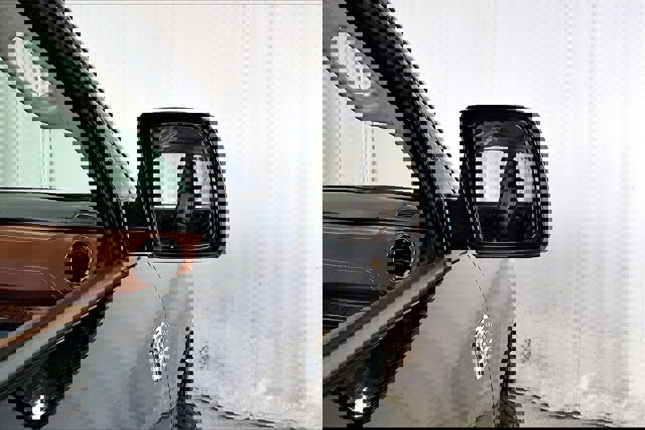 Used 2014 Toyota Tundra 1794 Edition image 11