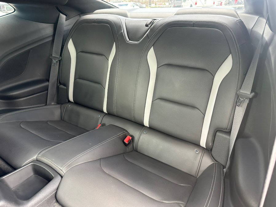 Used 2020 Chevrolet Camaro SS RWD image 15