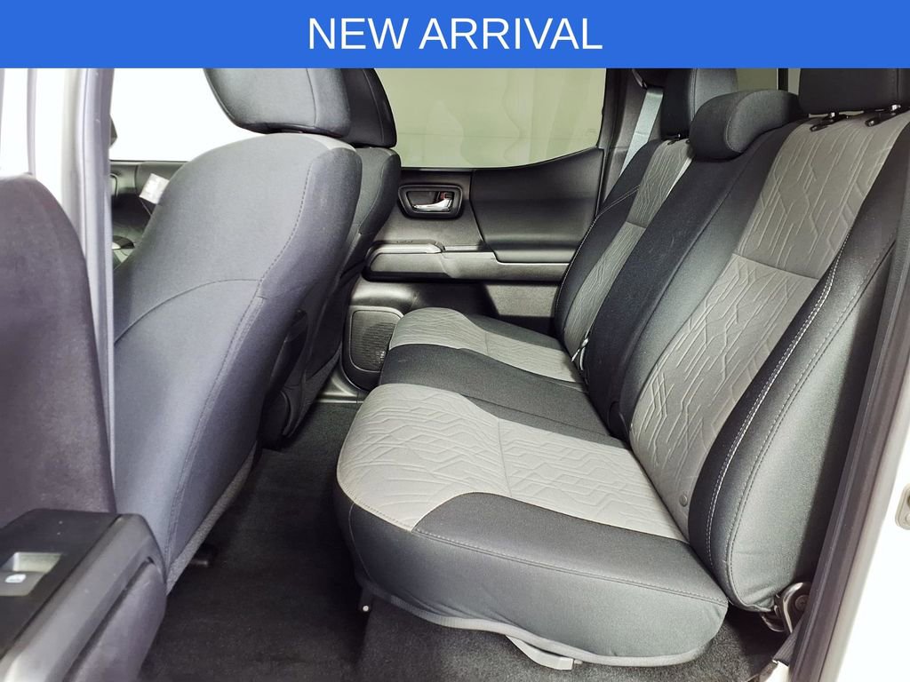 Used 2020 Toyota Tacoma TRD Off-Road w/ Technology Package image 10