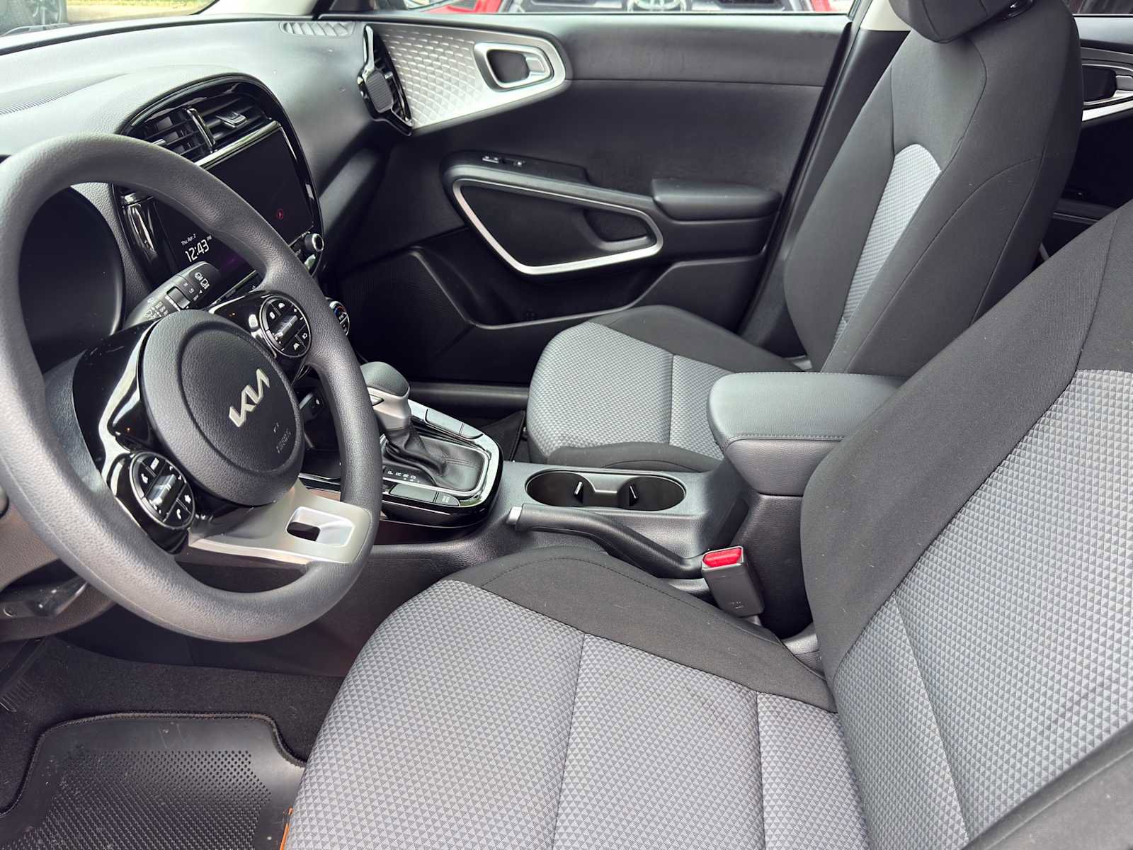 Certified 2023 Kia Soul S image 9