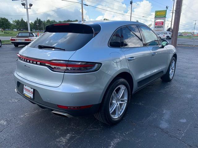 Used 2020 Porsche Macan AWD/4WD image 23