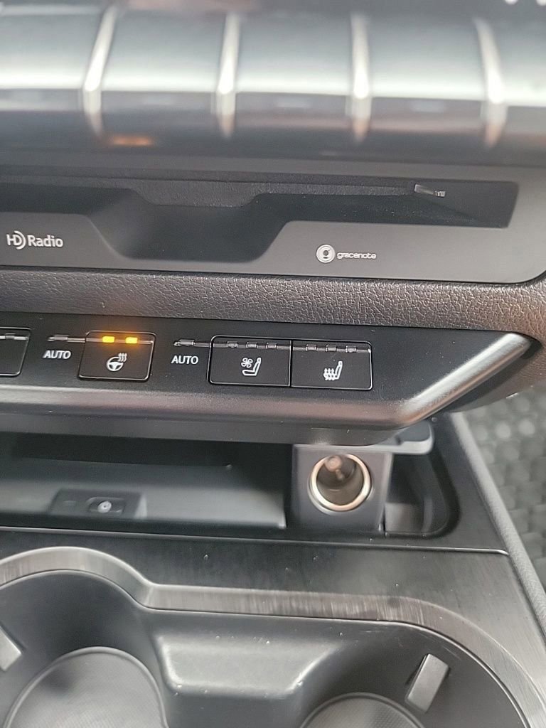 Used 2019 Lexus UX 200 w/ Accessory Package 2 image 46