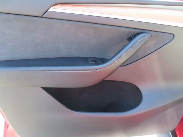 Used 2022 Tesla Model Y Performance AWD/4WD image 12