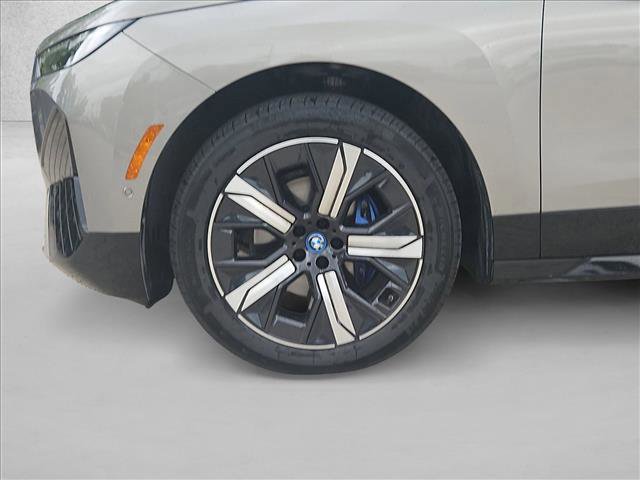 Certified 2024 BMW iX xDrive50 w/ Premium Package AWD/4WD image 21