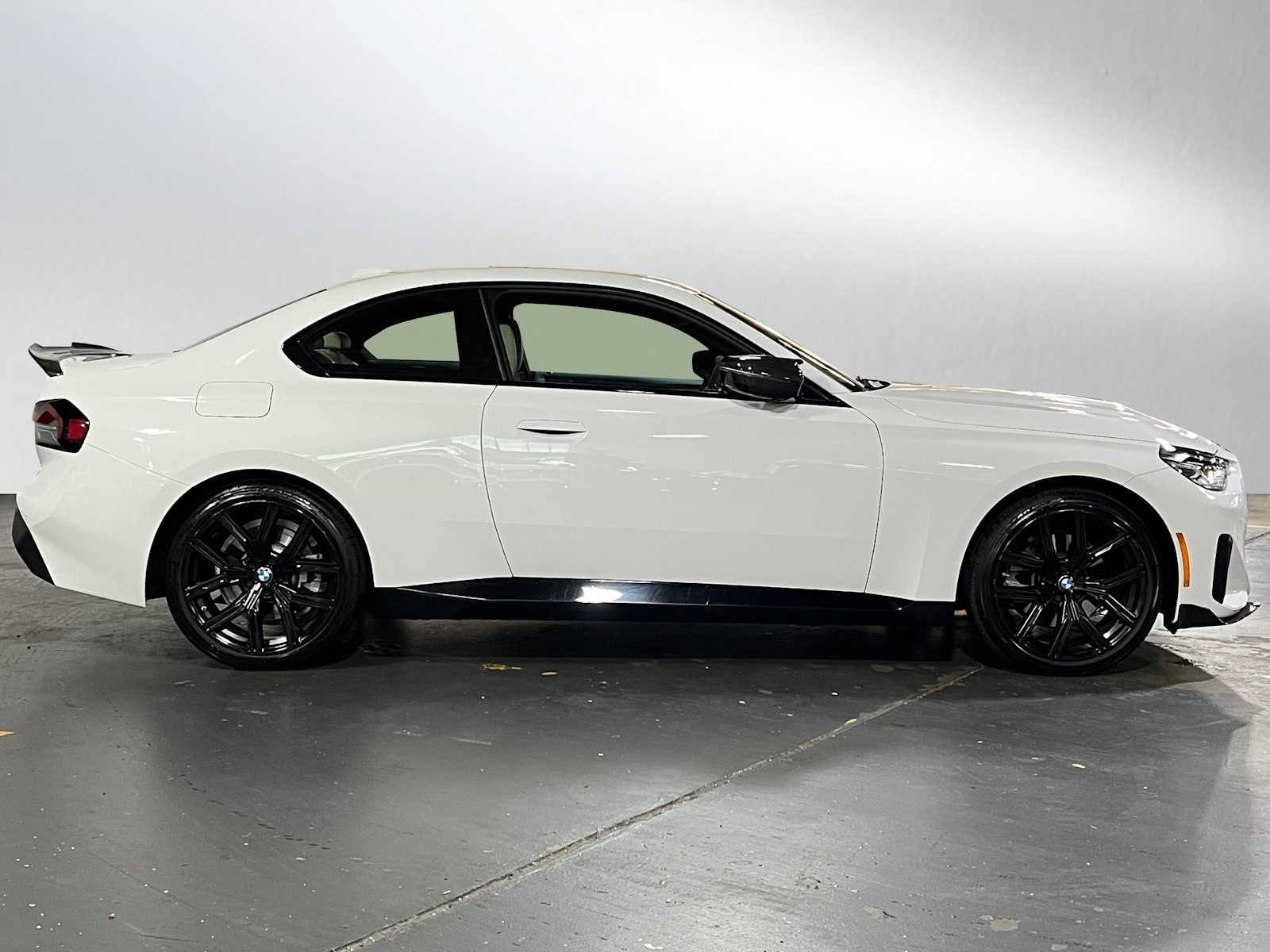 Used 2023 BMW 230i xDrive Coupe w/ Convenience Package AWD/4WD image 2