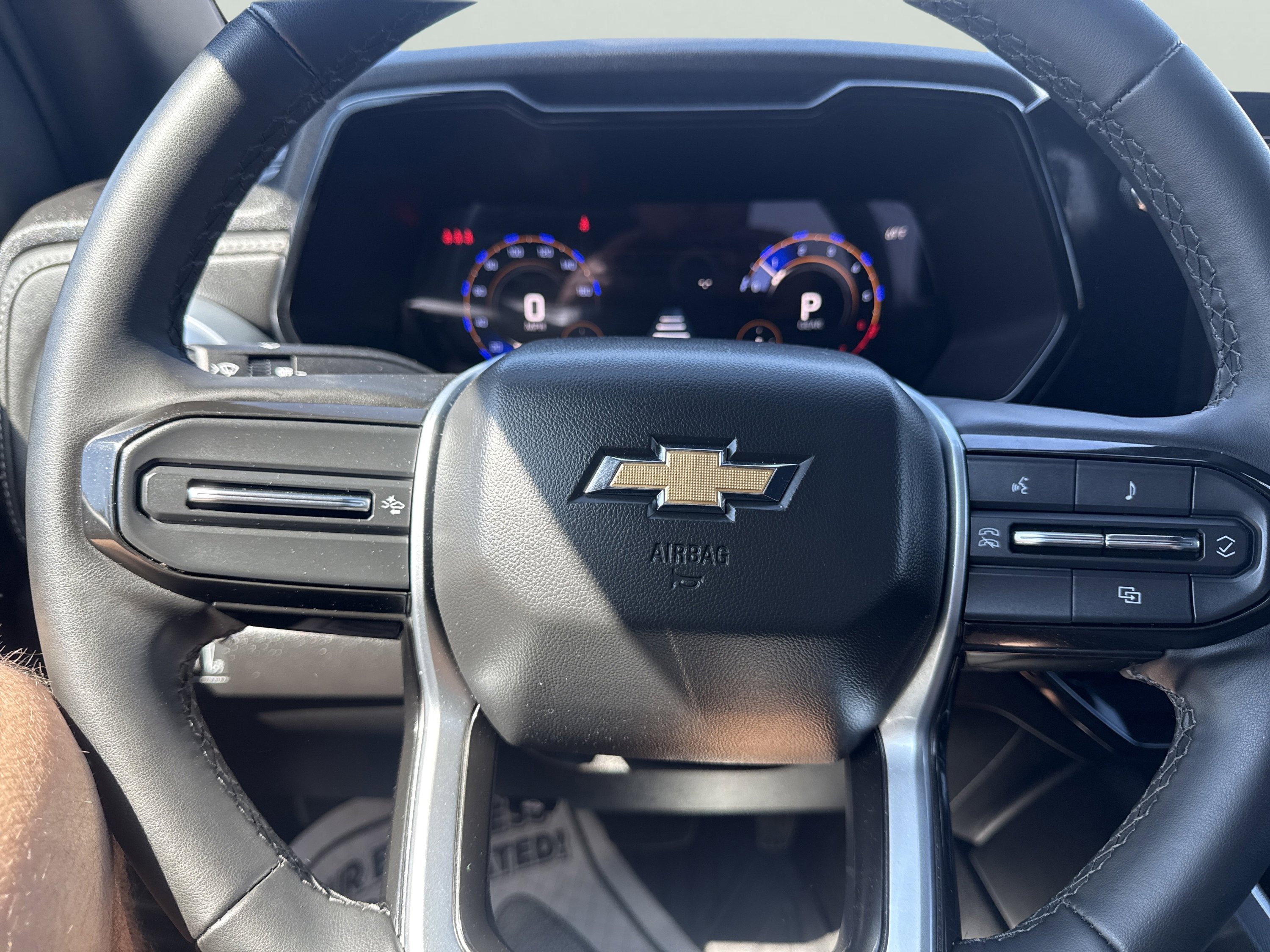 Used 2024 Chevrolet Colorado LT AWD/4WD image 22