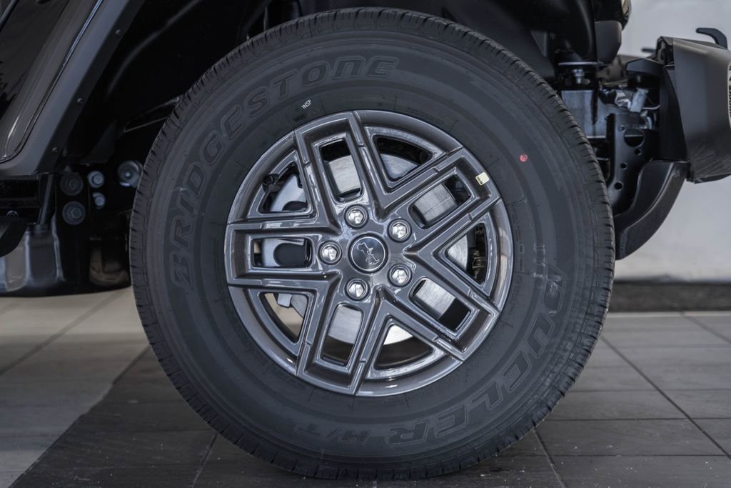 New 2026 Jeep Gladiator Sport image 16