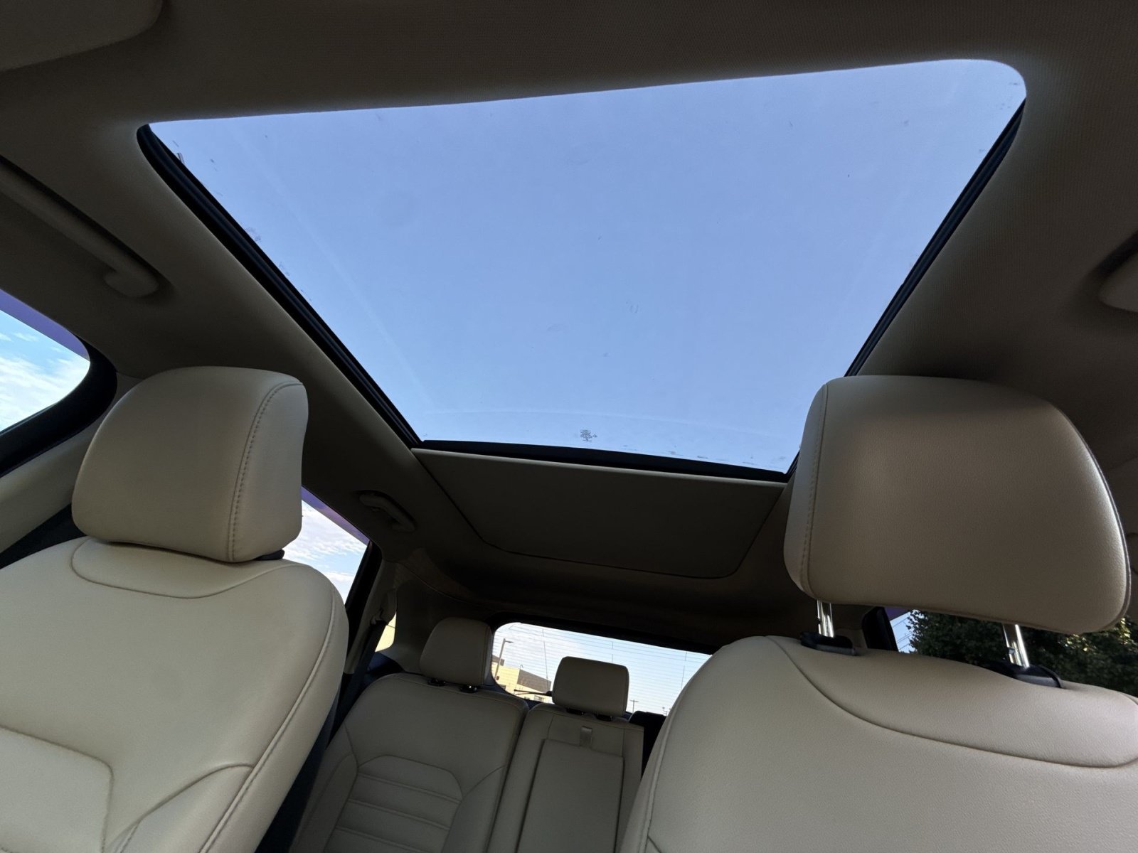Used 2021 Ford Edge SEL w/ Convenience Package AWD/4WD image 23