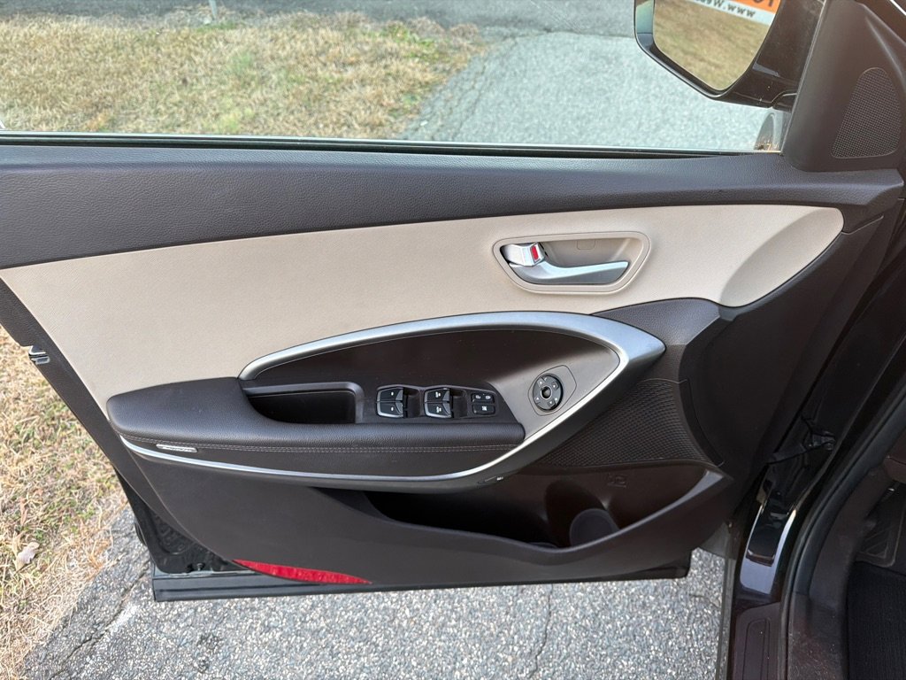 Used 2017 Hyundai Santa Fe Sport image 35