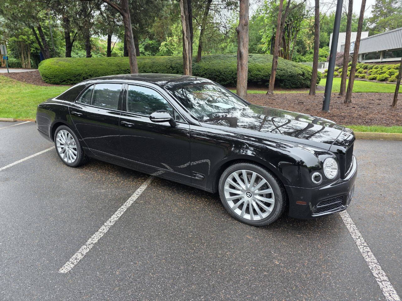 Used 2017 Bentley Mulsanne RWD image 28