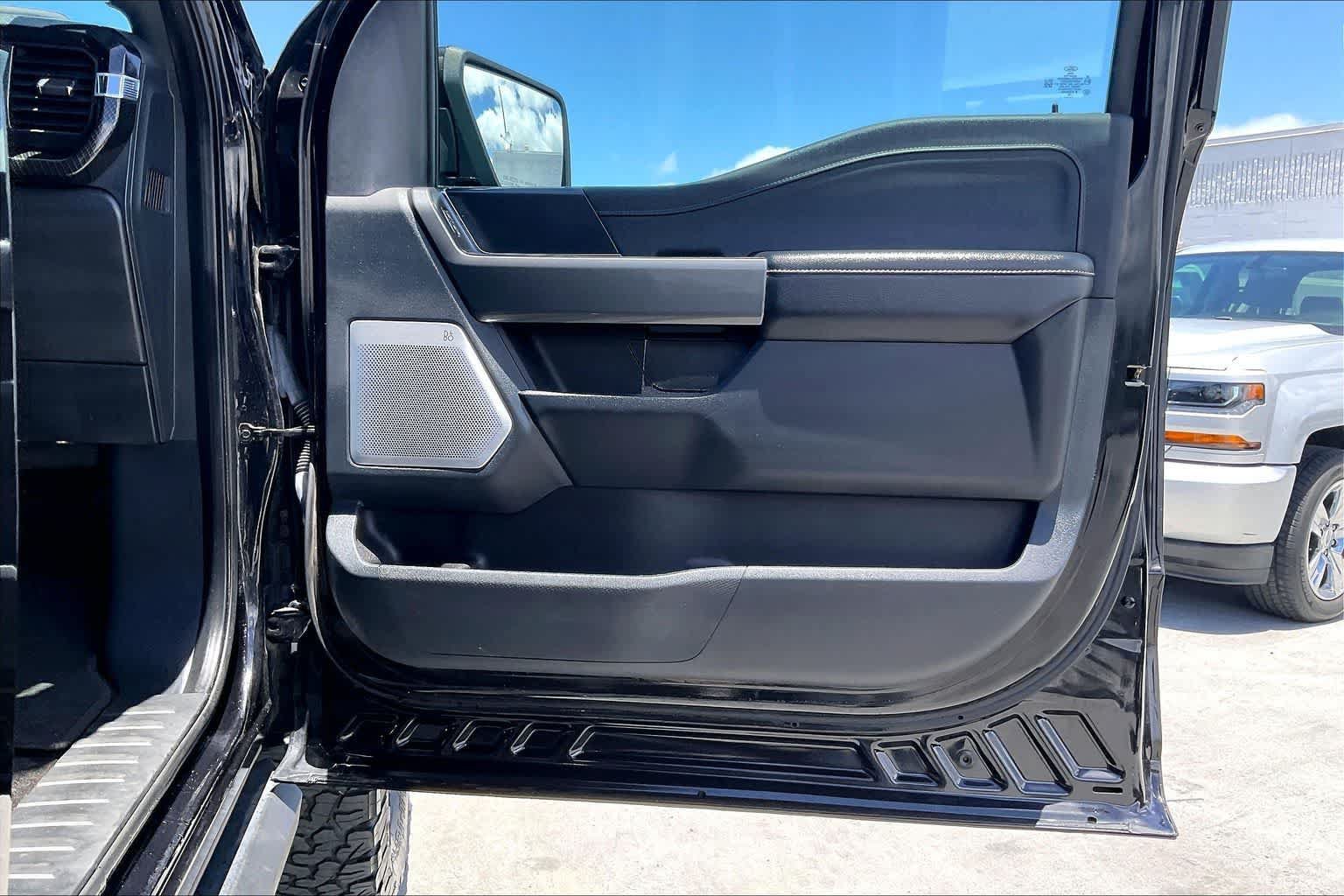 Used 2022 Ford F150 Lariat w/ Equipment Group 502A High AWD/4WD image 28