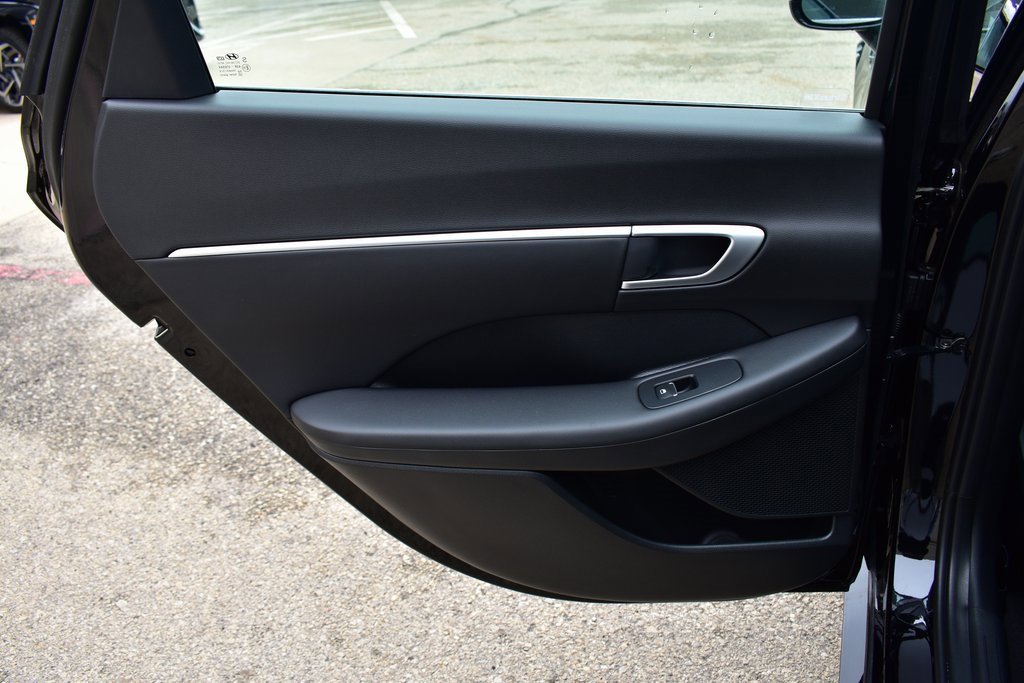 New 2025 Hyundai Sonata SEL image 17