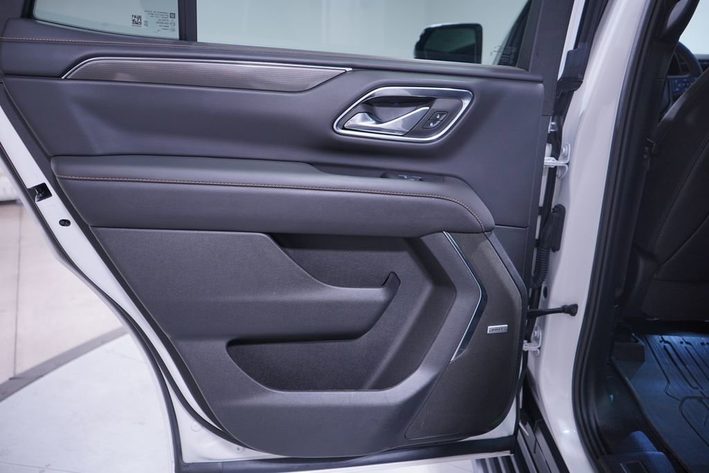 Used 2024 GMC Yukon AT4 w/ AT4 Premium Plus Package image 15