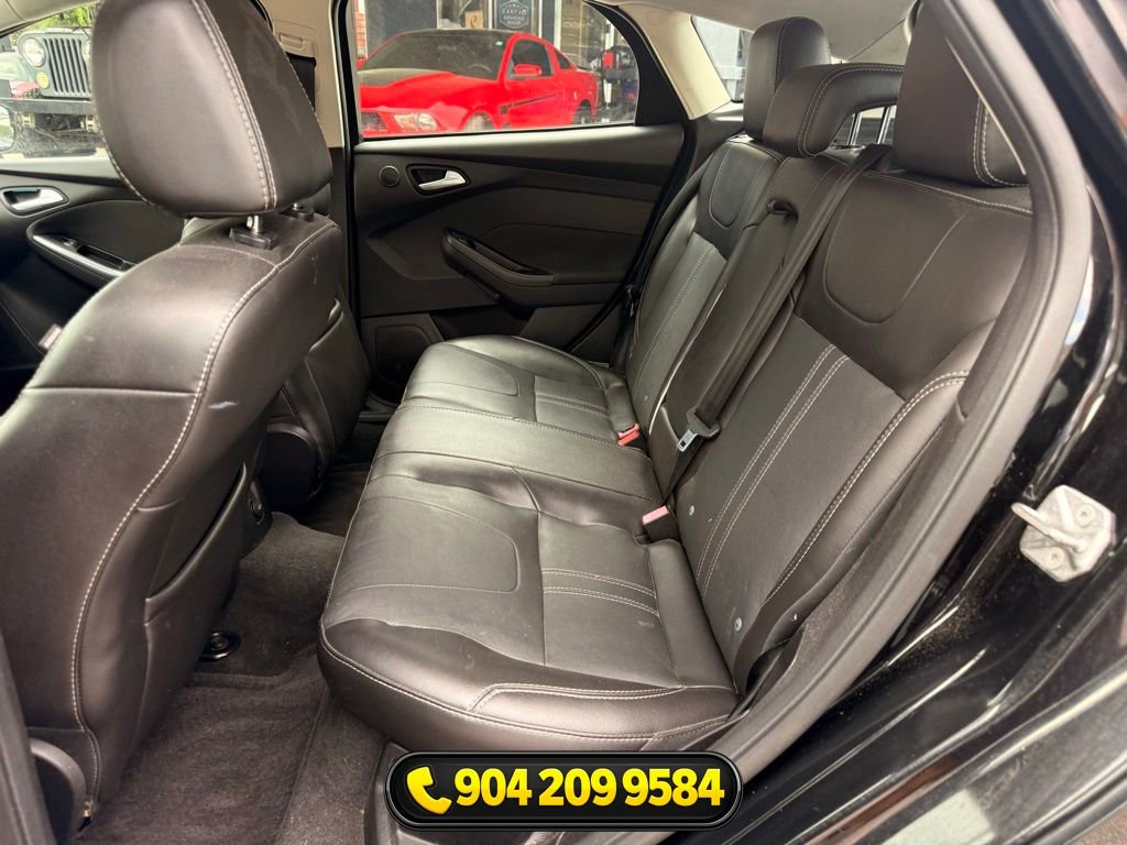 Used 2014 Ford Focus Titanium FWD image 19