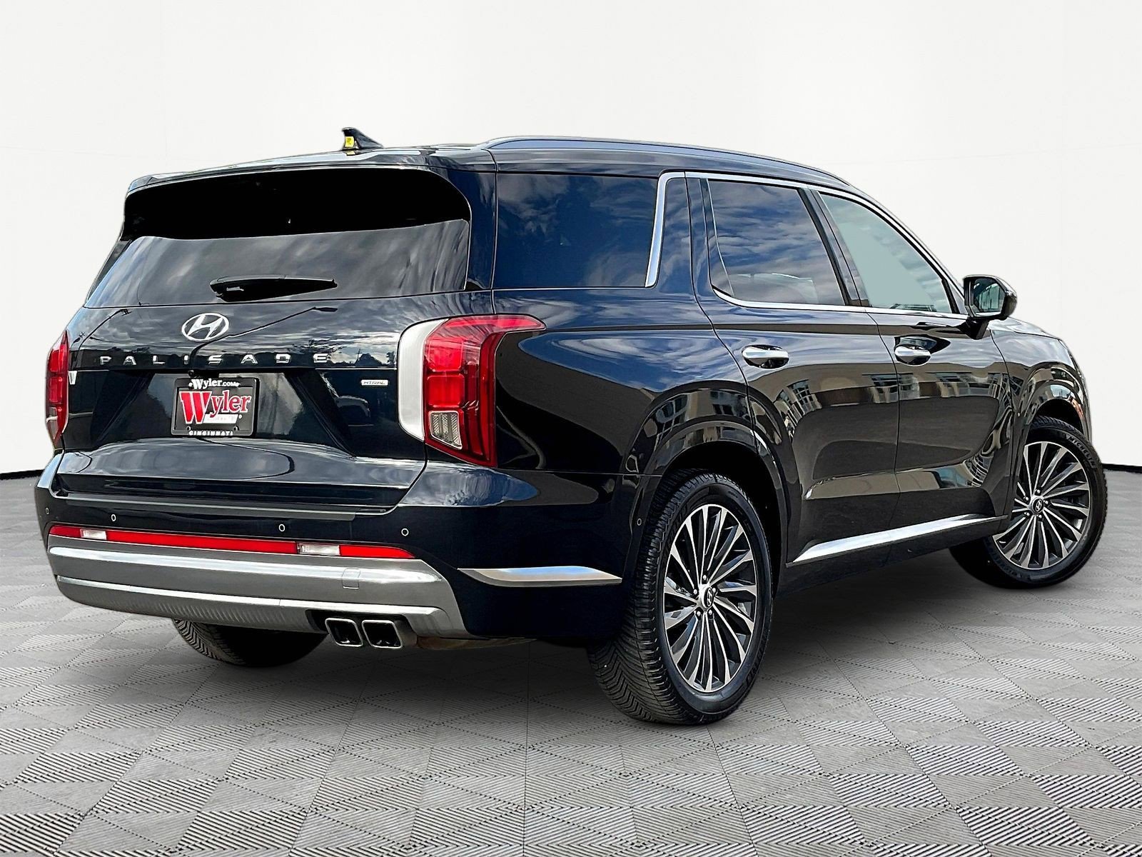 Used 2023 Hyundai Palisade Calligraphy w/ Cargo Package AWD/4WD image 6