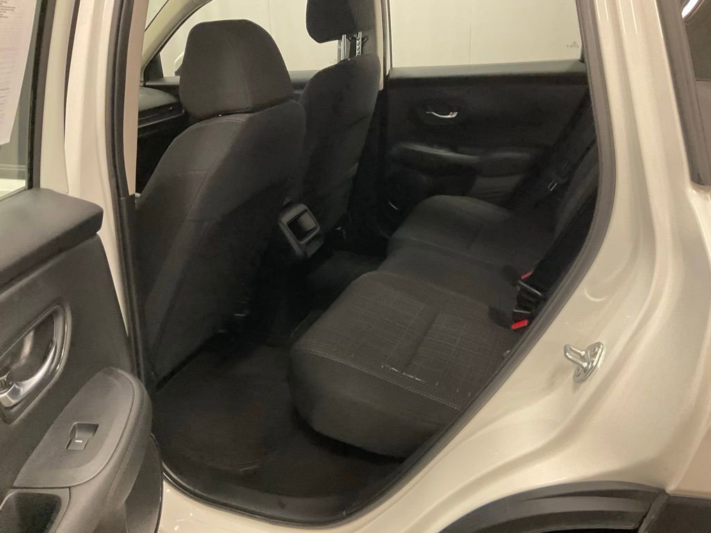 Used 2025 Honda HR-V LX image 30