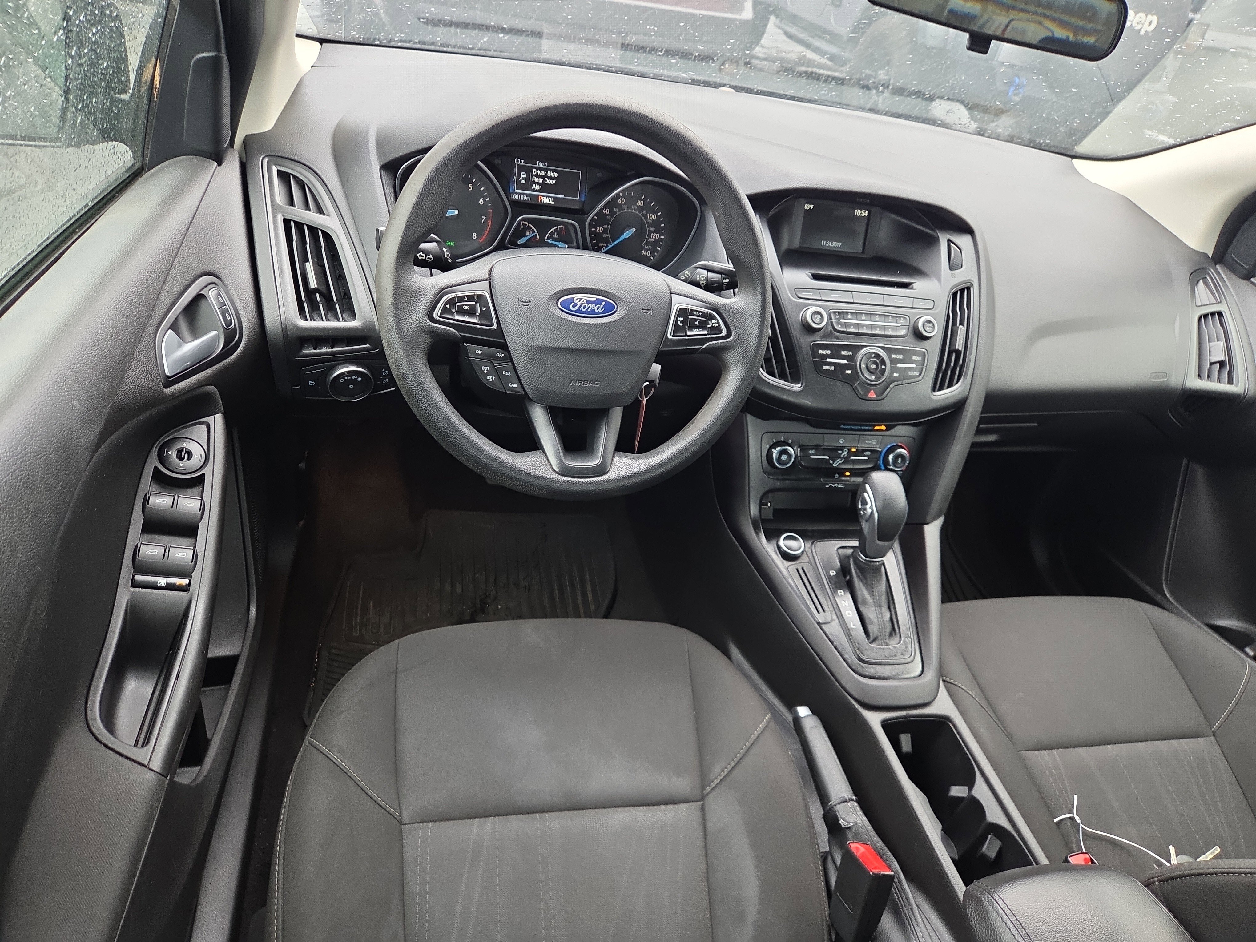 Used 2017 Ford Focus SE image 13