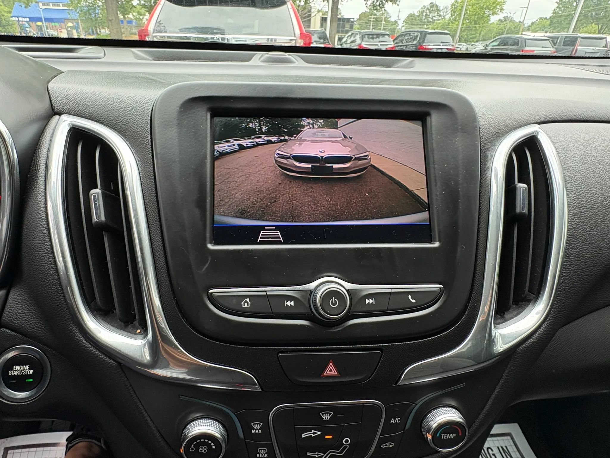 Used 2021 Chevrolet Equinox LT AWD/4WD image 36