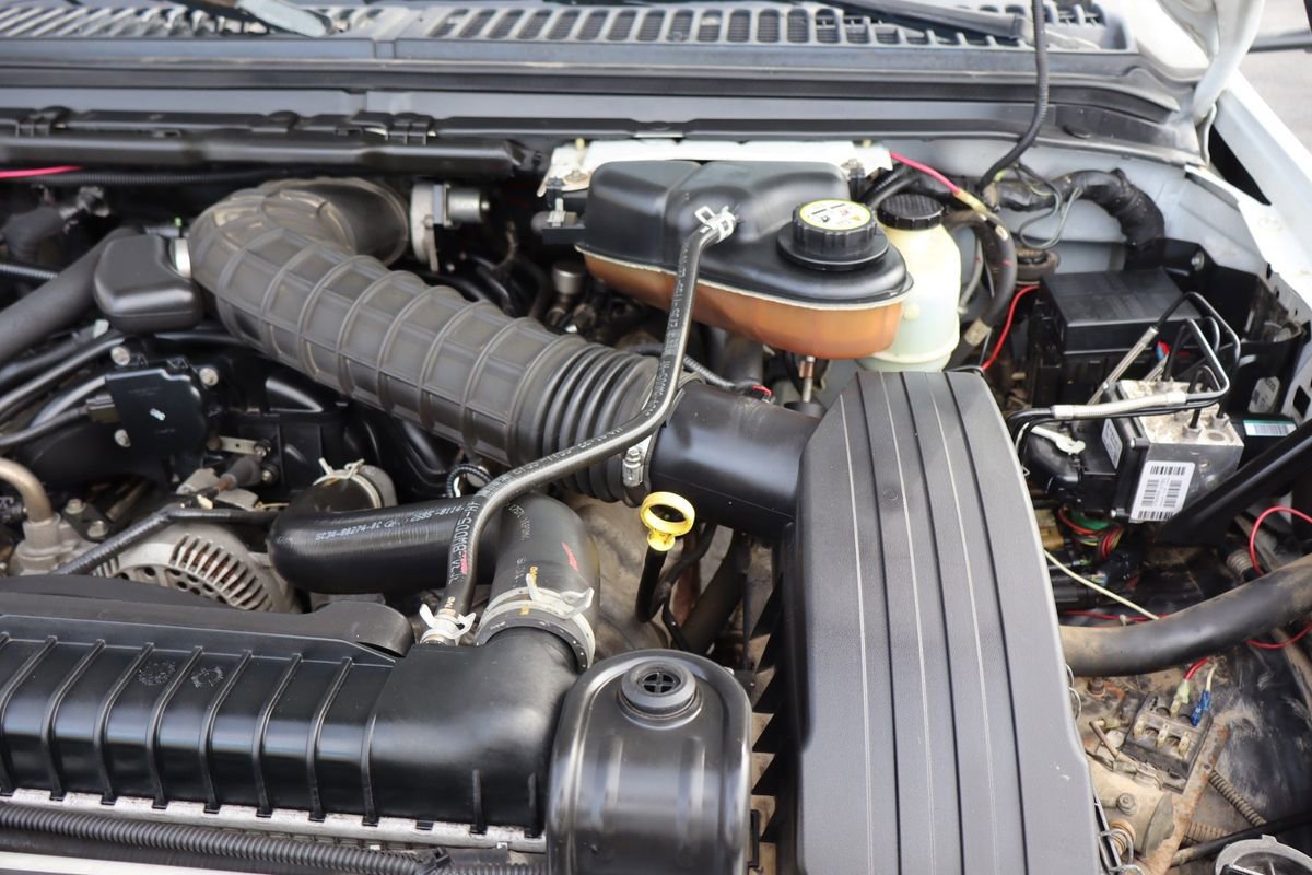 Used 2006 Ford F350 XL image 38